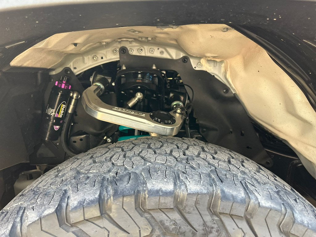 Dobinsons 2.0-3.0" MRR 3-Way Adjustable Lift Kit for Toyota Hilux Rogue 2022 on - DSSKITMRAHR