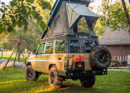 DOBINSONS REAR BAR LC 76 SERIES (542MM WING LENGTH) WITH JERRY CAN HOLDER AND SINGLE TIRE CARRIER (BW80-4133)