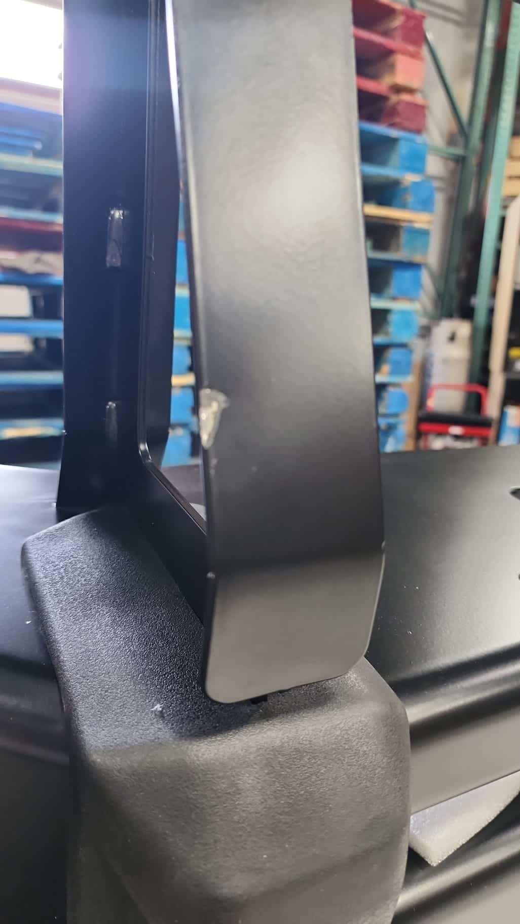 Dobinsons Sratch and Dent 4x4 Black Deluxe Bull Bar Toyota 2nd Gen Tundra (2007-2021)(BU59-5558) - BU59-5558