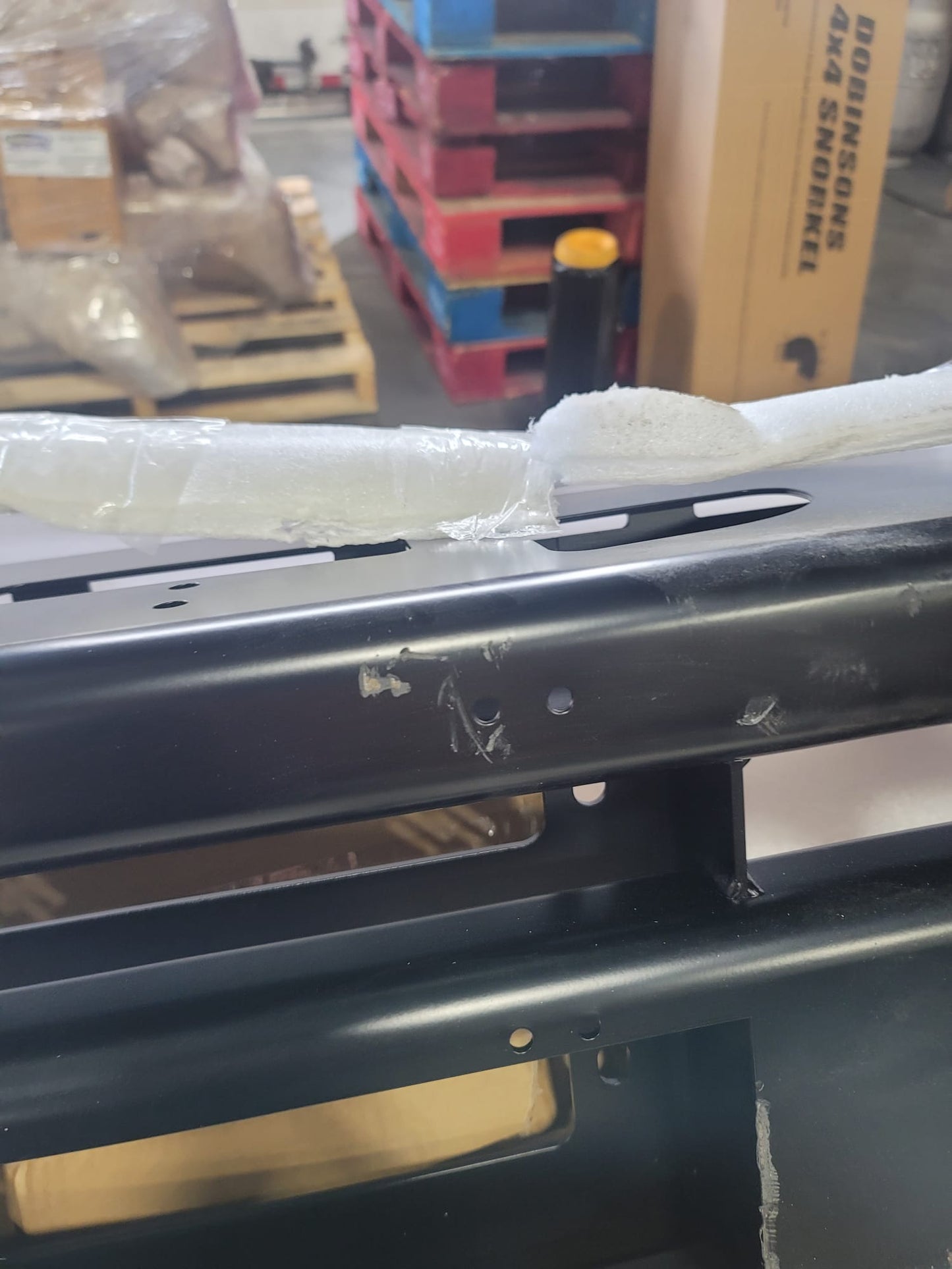 Dobinsons Sratch and Dent 4x4 Black Deluxe Bull Bar Toyota 2nd Gen Tundra (2007-2021)(BU59-5558) - BU59-5558