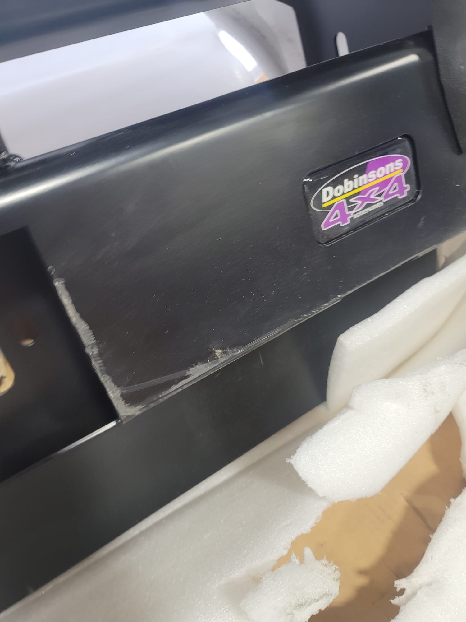 Dobinsons Sratch and Dent 4x4 Black Deluxe Bull Bar Toyota 2nd Gen Tundra (2007-2021)(BU59-5558) - BU59-5558