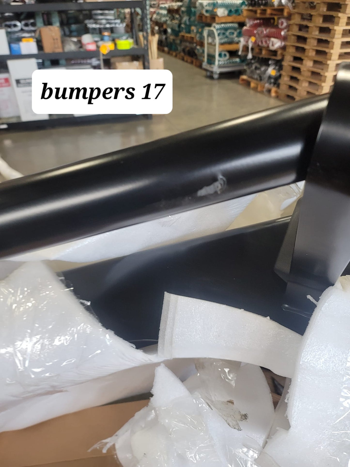 Dobinsons Sratch and Dent 4x4 Black Deluxe Bull Bar Toyota 2nd Gen Tundra (2007-2021)(BU59-5558) - BU59-5558