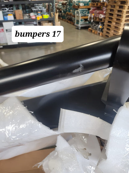 Dobinsons Sratch and Dent 4x4 Black Deluxe Bull Bar Toyota 2nd Gen Tundra (2007-2021)(BU59-5558) - BU59-5558