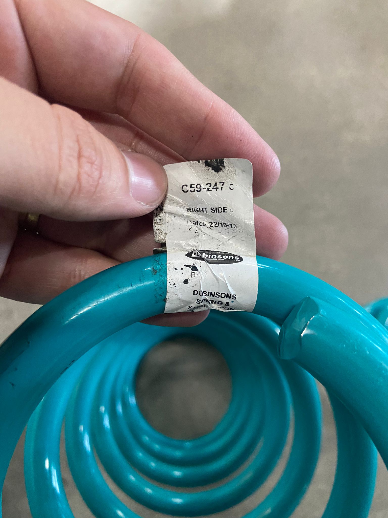 DOBINSONS SCRATCH AND DENT COIL SPRINGS PAIR - C59-247