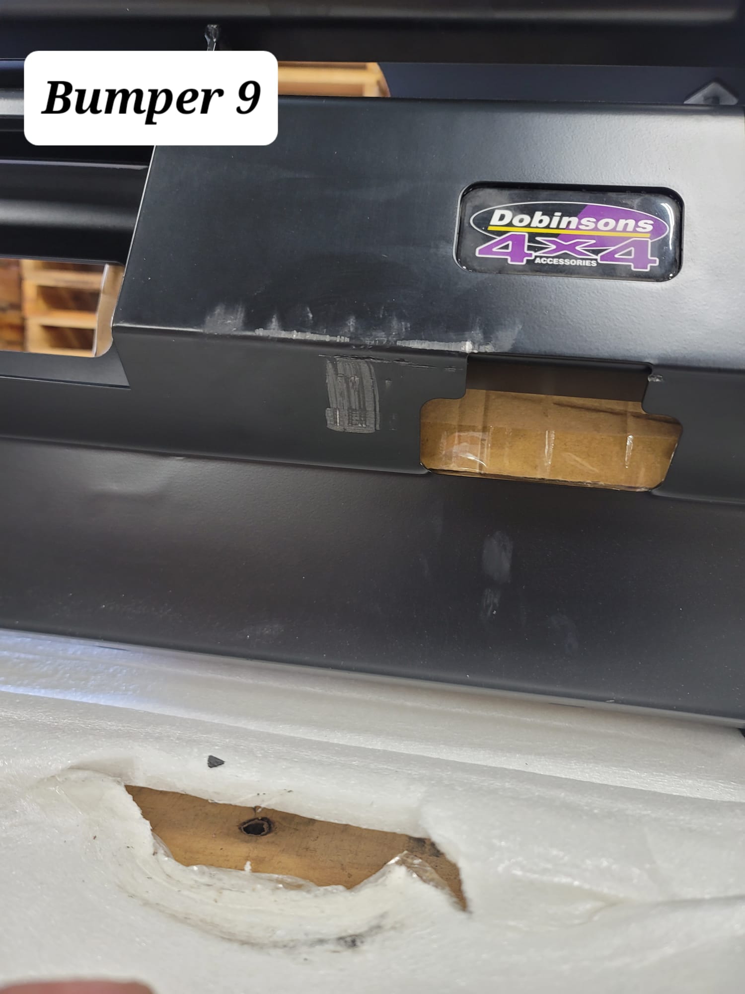 Dobinsons Sratch and Dent 4x4 Black Deluxe Bull Bar Toyota 2nd Gen Tundra (2007-2021)(BU59-5558) - BU59-5558