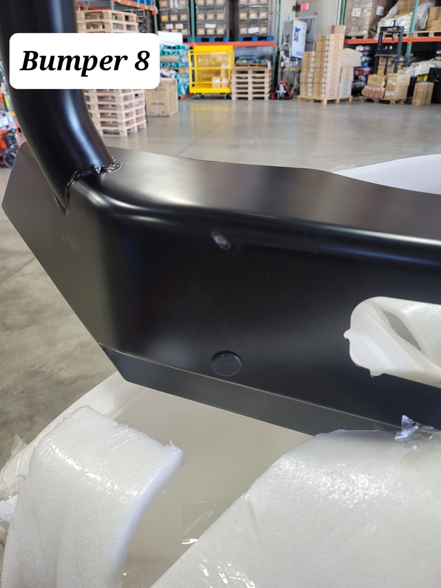 Dobinsons Sratch and Dent 4x4 Black Deluxe Bull Bar Toyota 2nd Gen Tundra (2007-2021)(BU59-5558) - BU59-5558