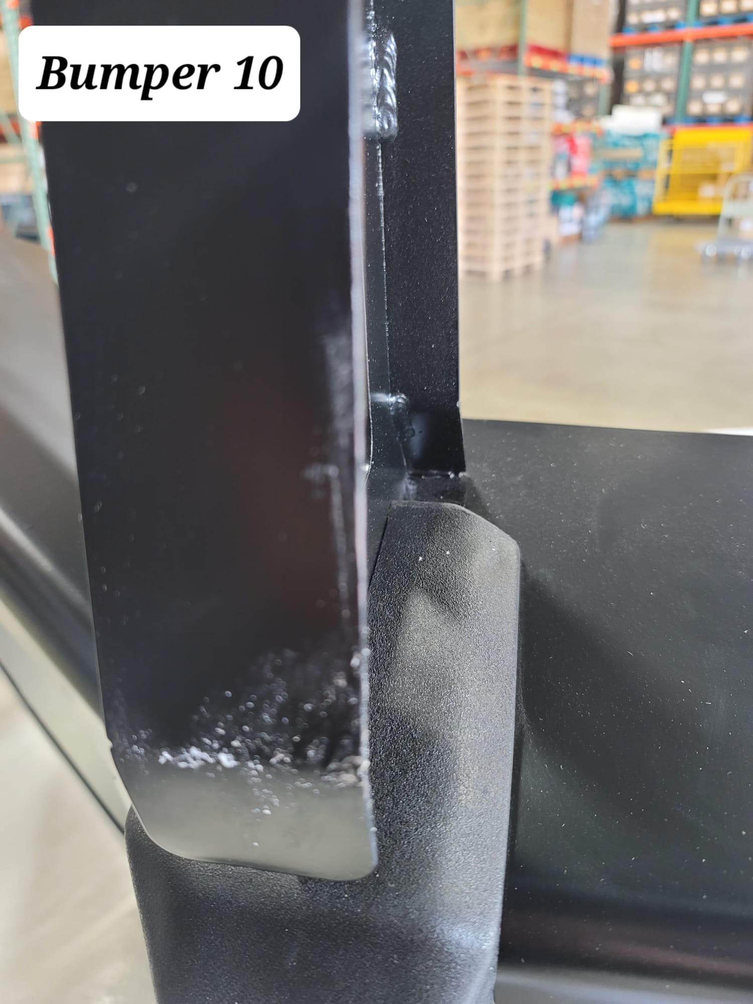 Dobinsons Sratch and Dent 4x4 Black Deluxe Bull Bar Toyota 2nd Gen Tundra (2007-2021)(BU59-5558) - BU59-5558