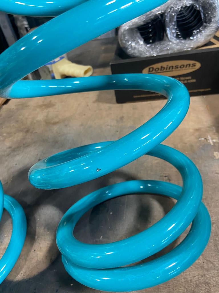 Dobinsons Scratch and Dent Front Coil Springs for Nissan Patrol Y60 GQ/Y61 GU (C45-131T)