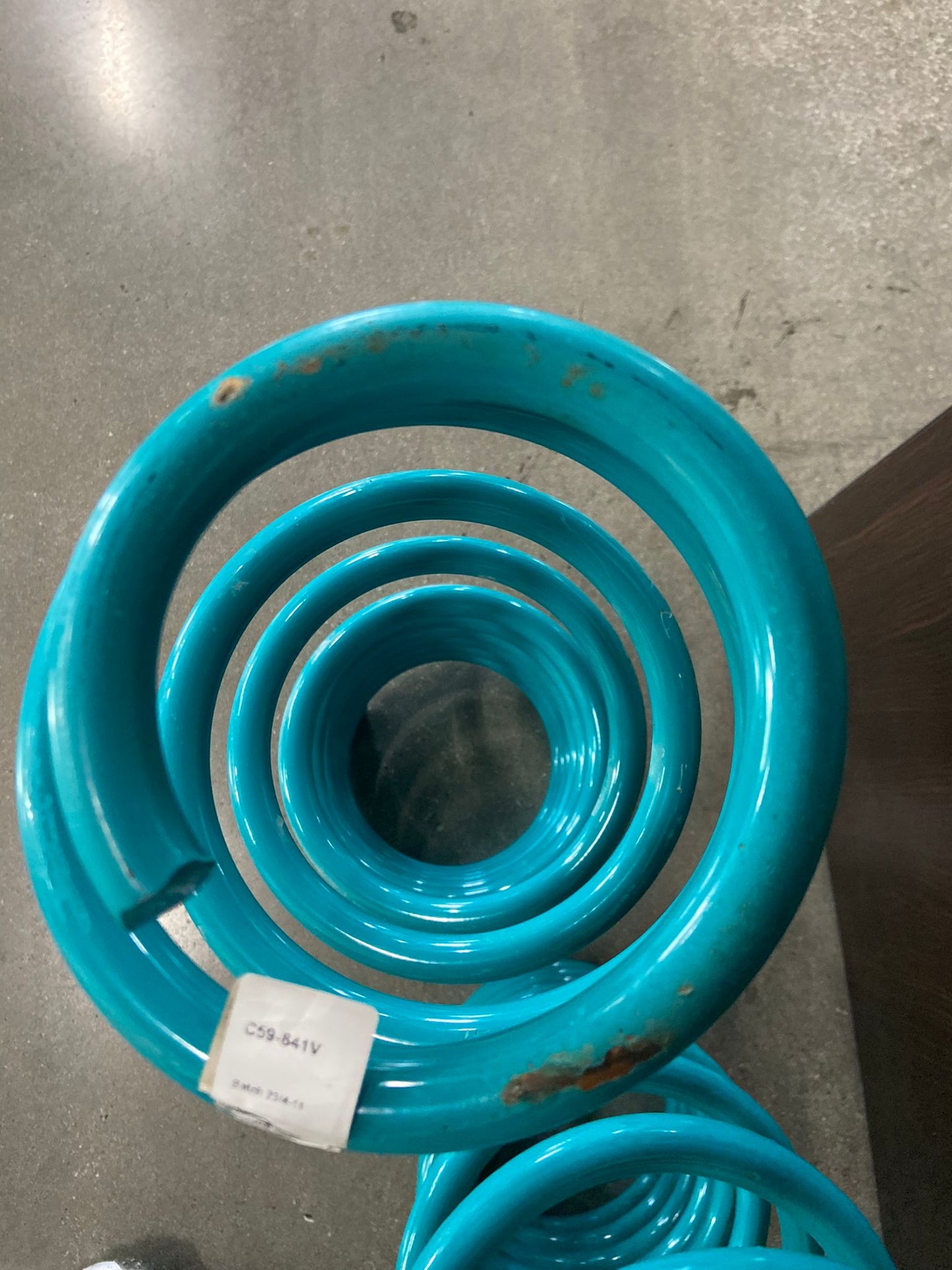 DOBINSONS SCRATCH AND DENT COIL SPRINGS PAIR - C59-841V